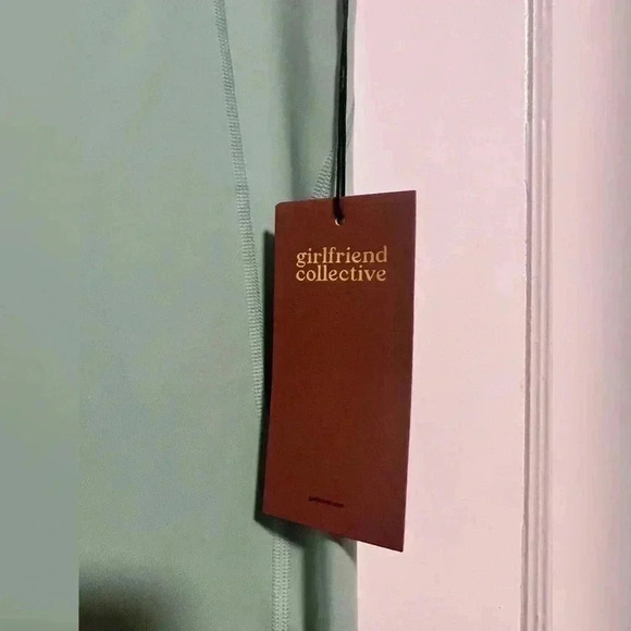 Girlfriend Collective Compressive High-Rise 7/8 Leggings in Seafoam Green NEW - Picture 3 of 4